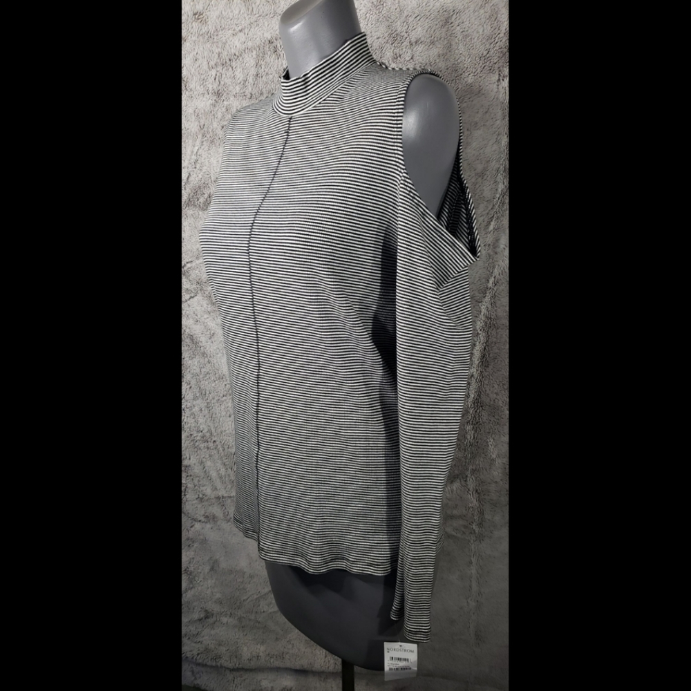 Trouve Cold Shoulder Mock Neck Long Sleeve Top